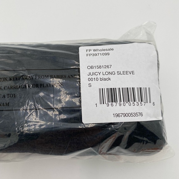 Free People Juicy‎ Long Sleeve Slouchy Turtleneck Shirt Sweater Top Black (NWT) - Picture 5 of 7